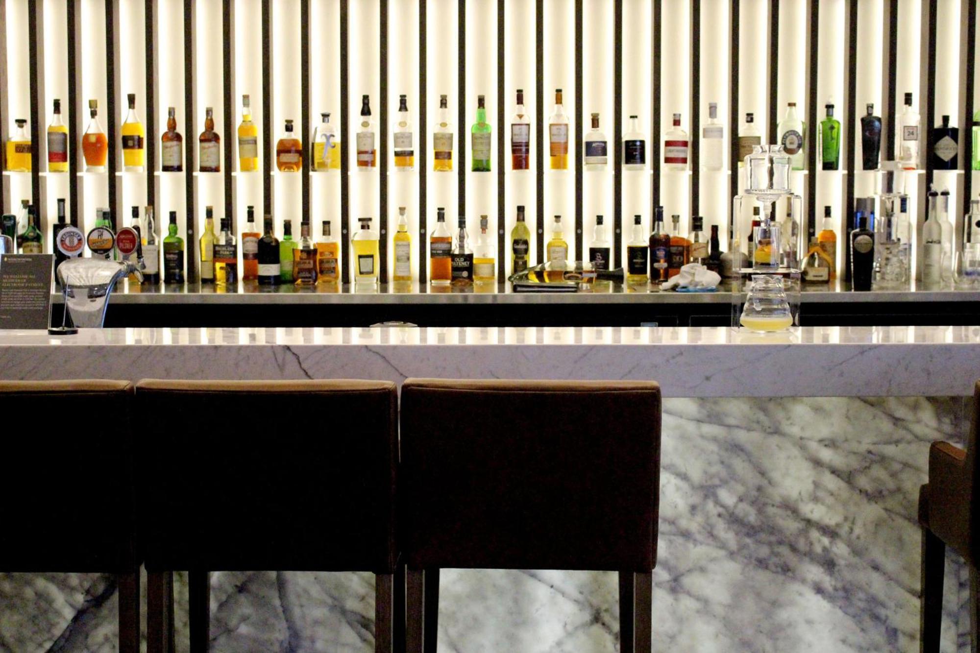 Отель Intercontinental Wellington By Ihg Экстерьер фото The bar at the 101 bar