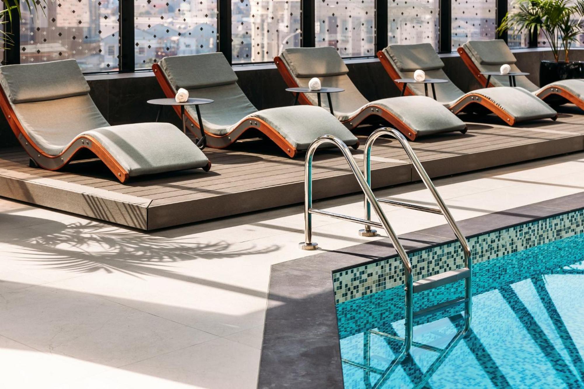 Отель Intercontinental Wellington By Ihg Экстерьер фото The pool at the spa