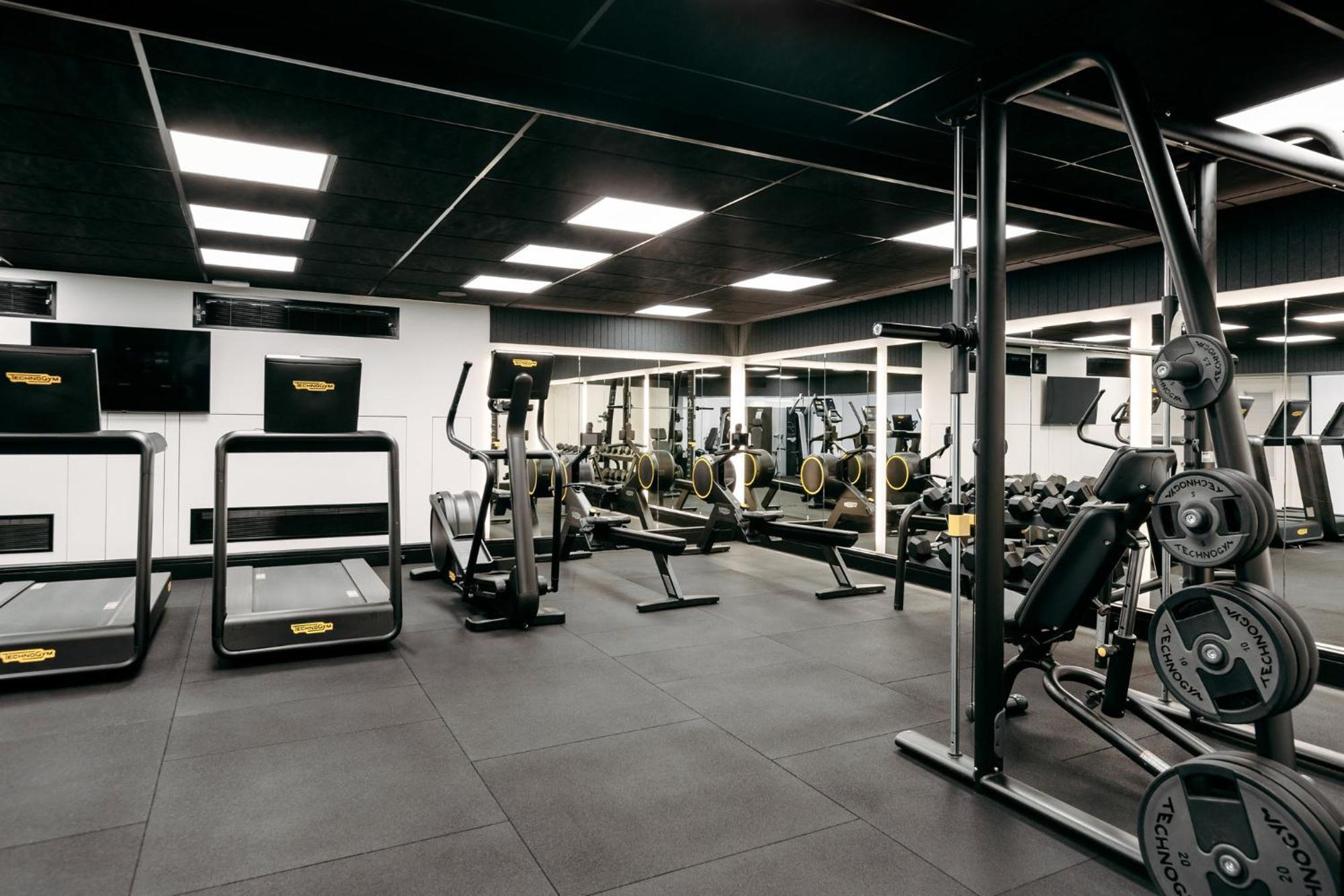 Отель Intercontinental Wellington By Ihg Экстерьер фото The gym at The Ivy